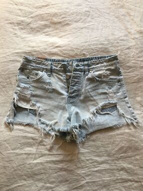 🎀Insight Light Blue Distressed Denim Shorts
